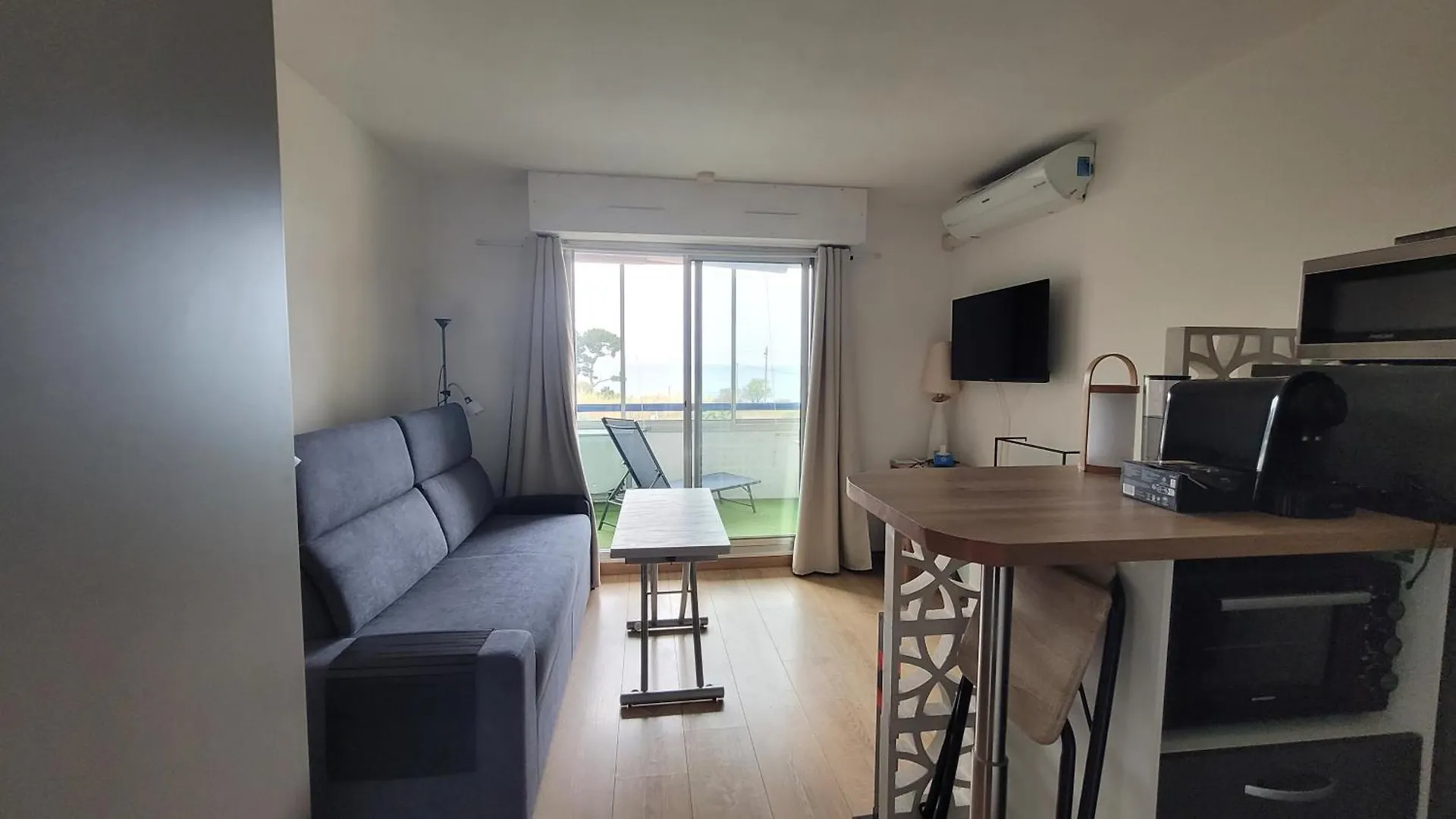 Studio Avec Terrasse-Loggia Vue Mer La Ciotat